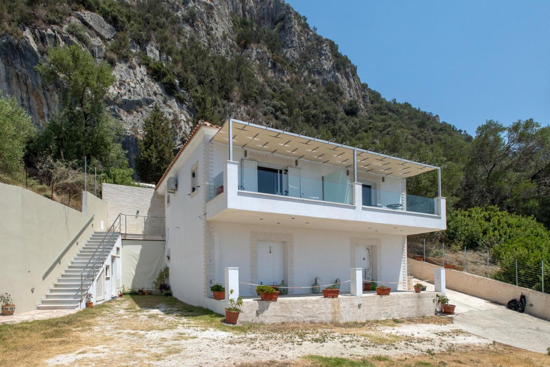 V&d Paleokastritsa Apartment Lakones